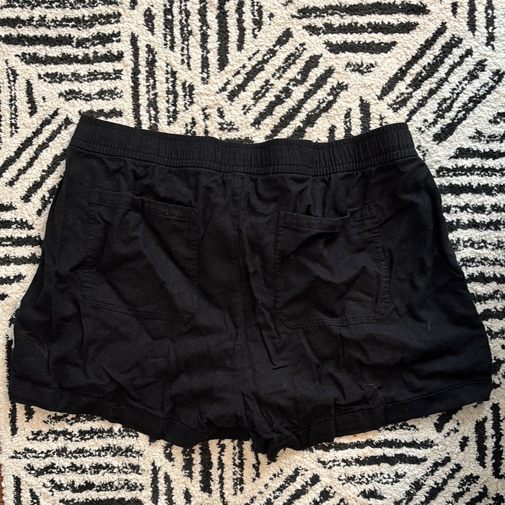 Linen Shorts - Picture 2 of 2